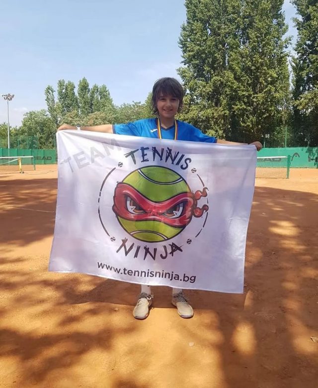 Крис Ганев втори на турнир в Румъния